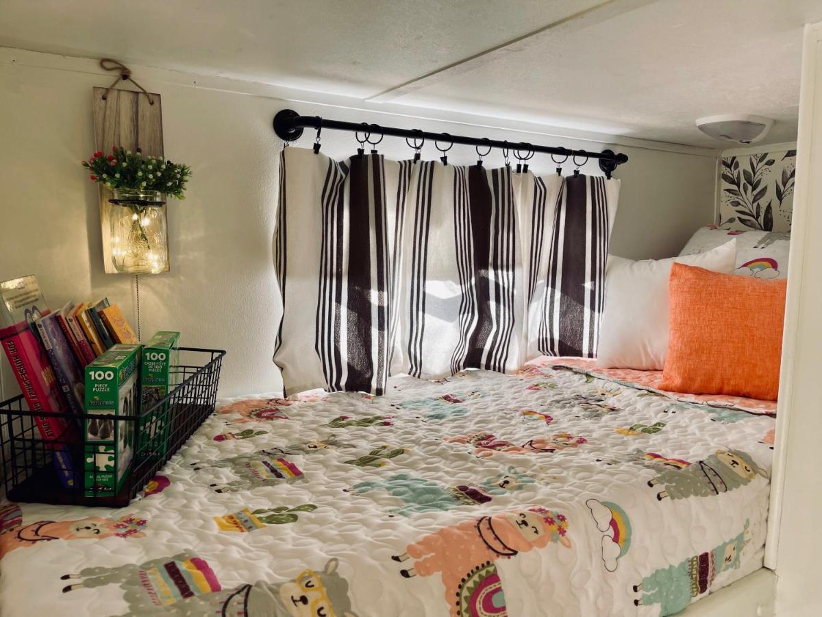 Rustic Farm Stay تيميكولا، ريفيرسيدي، كاليفورنيا المظهر الخارجي الصورة
